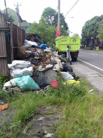 Eksekusi Sampah dari DLH